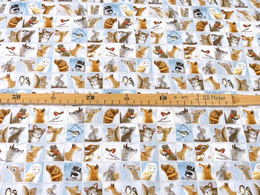 Patchworkstoff Woodland Friends mit mini Tieren mit Bemaßung